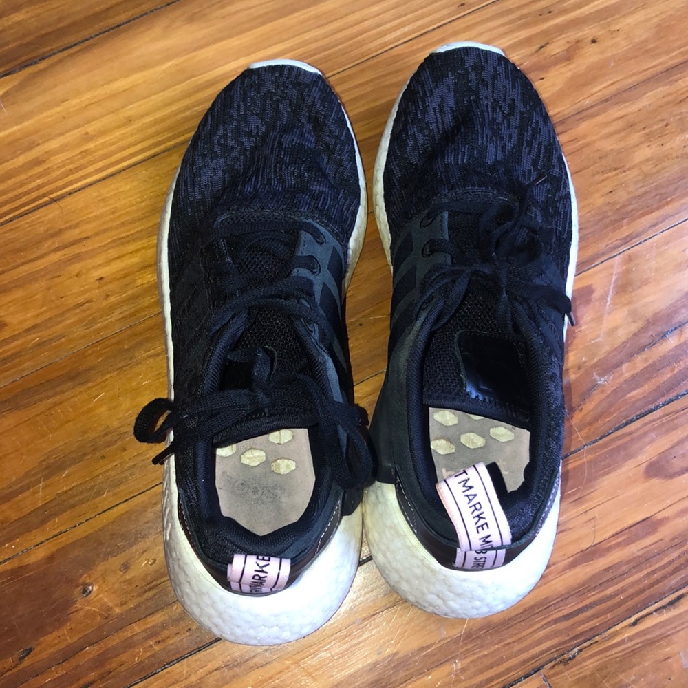 Women’s 9.5 black Adidas NMD